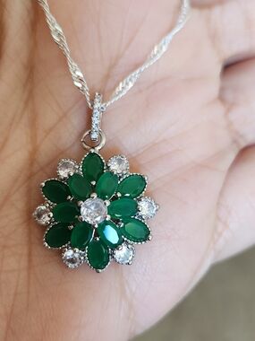 New 925 Silver Emerald Diamond Flower Necklace Pendant And Chain
